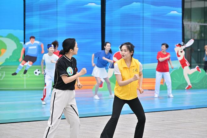 星空体育持续三年！四川省绿道健身·体育公园活动会在蓉启幕(图2)